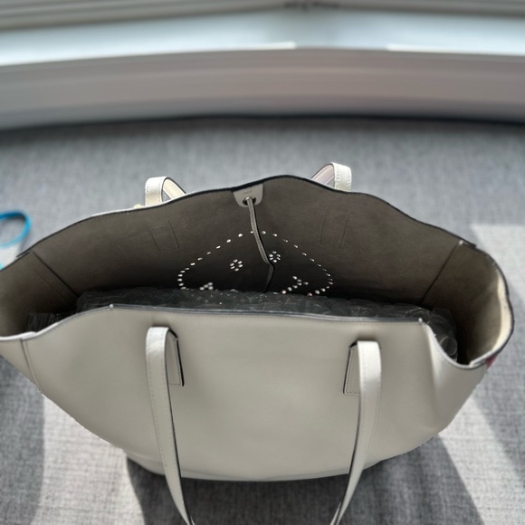 Anya Hindmarch Rainbow Leather Ebury Large should strap purse, white smiley. - Picture 11 of 13